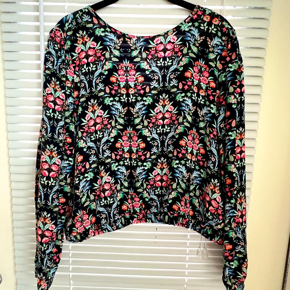 Loft top. Cropped style. NWT. Size Small.